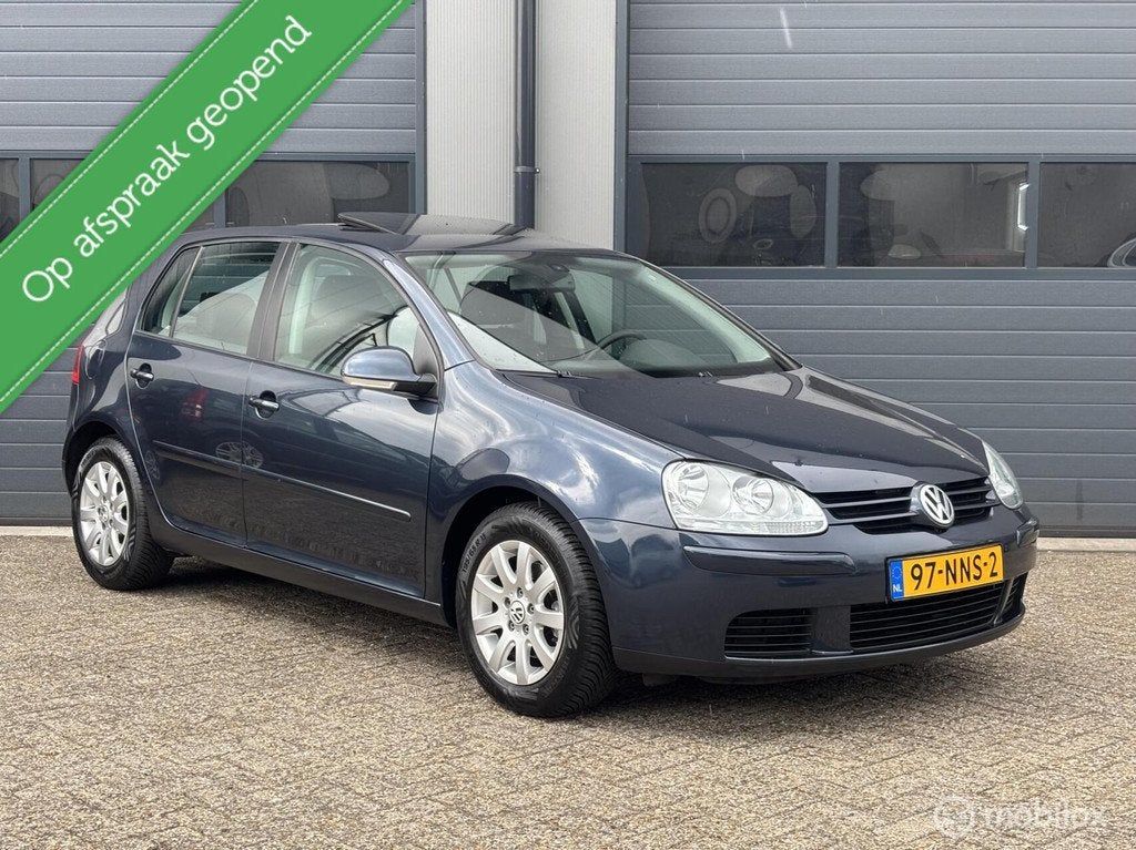 Volkswagen Golf 1.6 Sportline Automaat Uitvoering // 2e Eig, Voorwielaandrijving, 4 cilinders, 1290 kg, Blauw