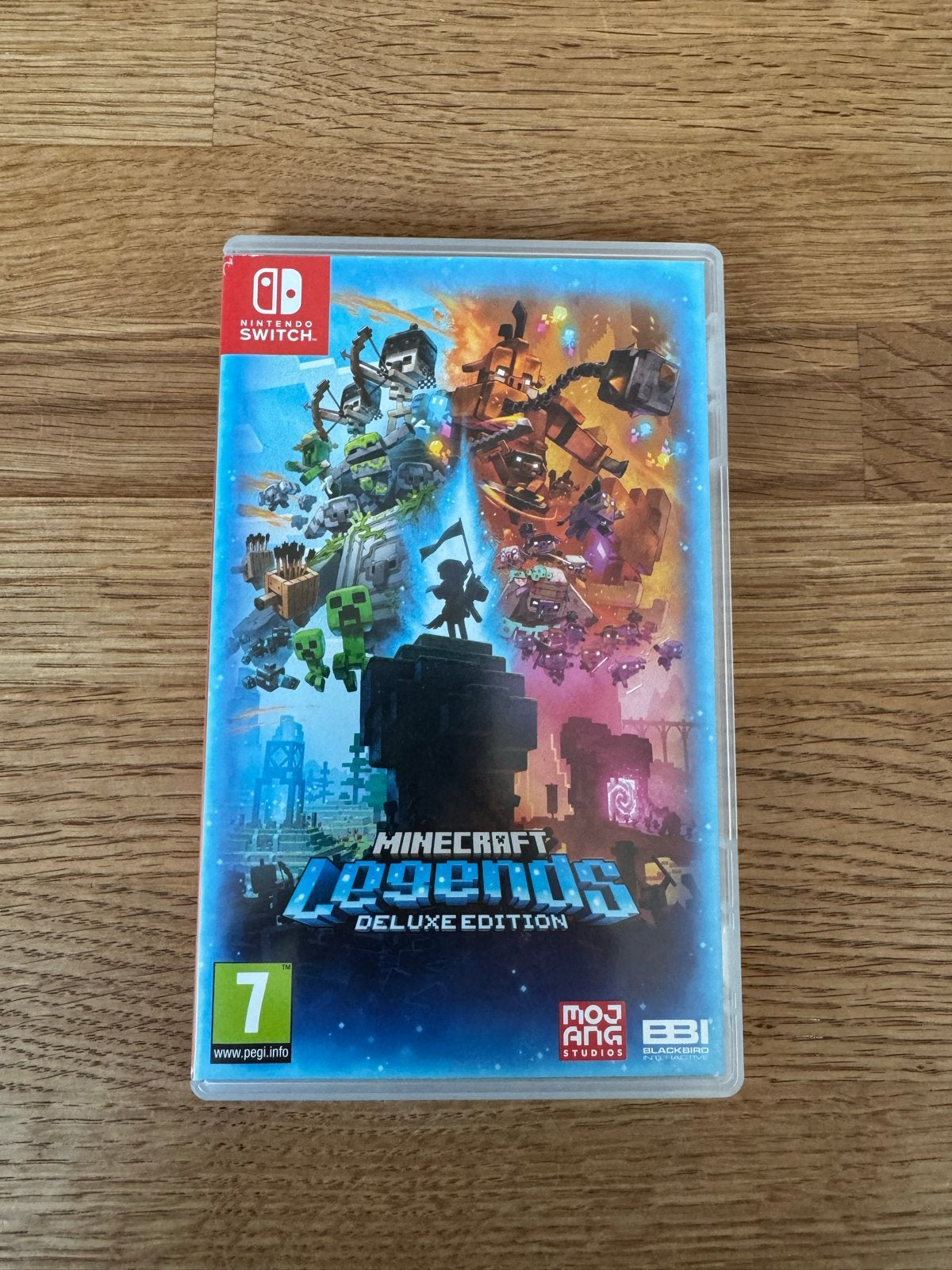 Minecraft Legends Deluxe Edition - Nintendo Switch, Eén computer, Ophalen of Verzenden, Zo goed als nieuw, 3 spelers of meer