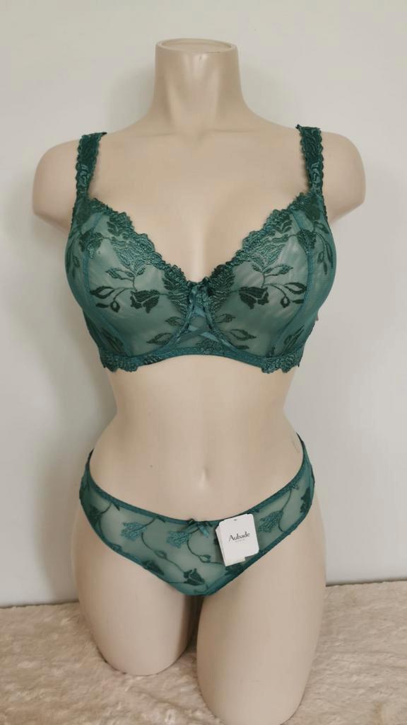Nieuw aubade bh 75f ?45
slip 38 ?17.50
Setprijs ?55, ., Ophalen of Verzenden, BH, .