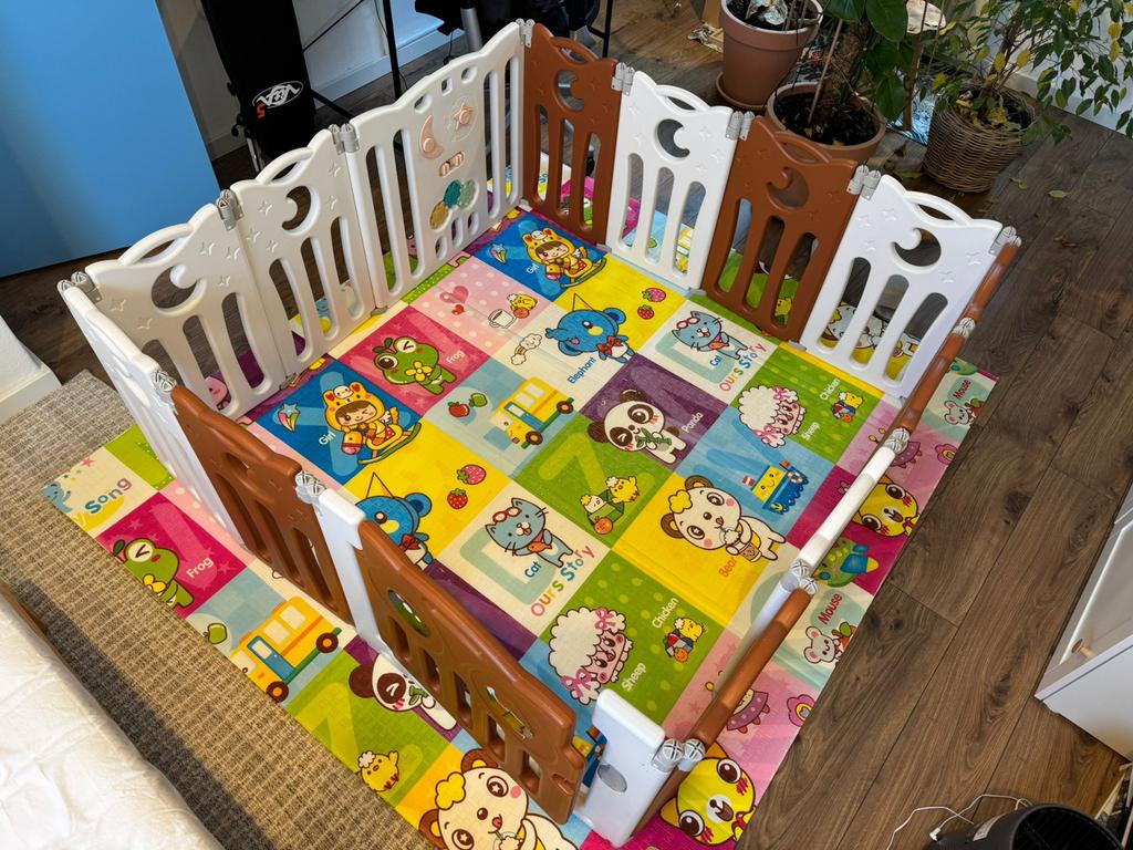 Kinderbox met zachte matras, Kinderen en Baby's, Boxen, Ophalen, Gebruikt, Vierkant