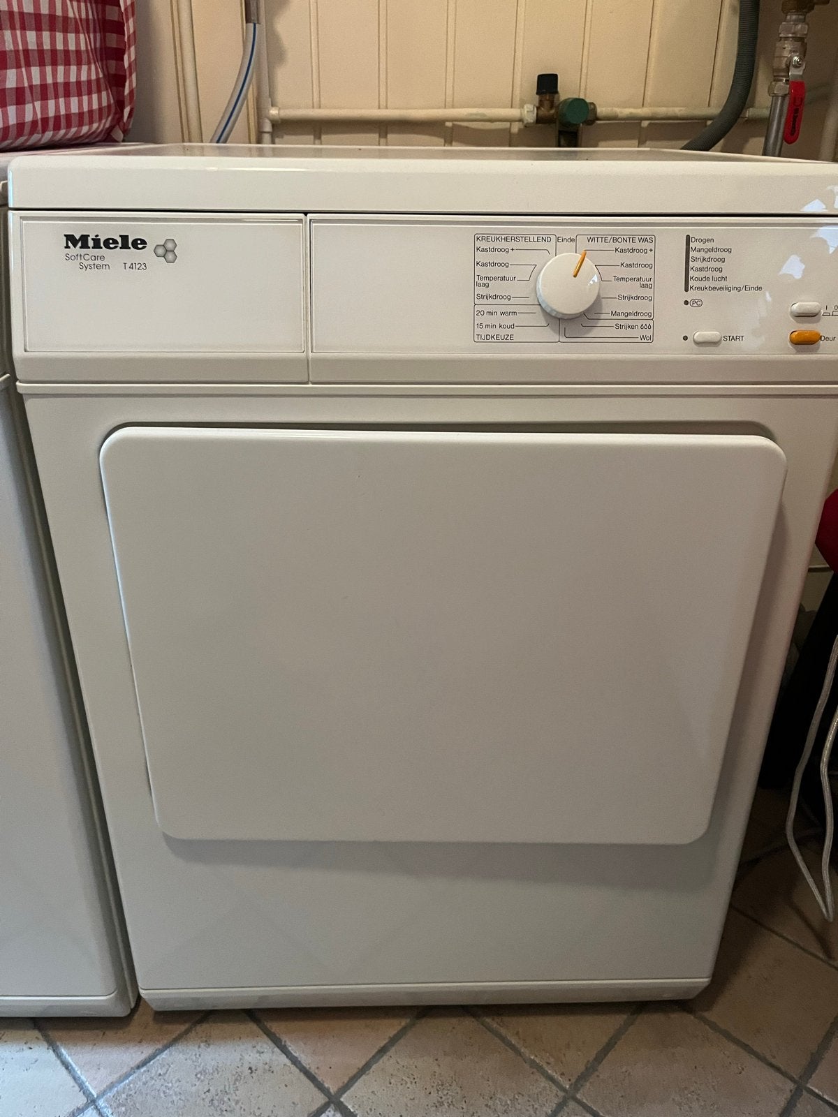 Miele SoftCare System T4123 Wasdroger - Gebruikt, Ophalen, 6 tot 8 kg, Gebruikt, Luchtafvoer