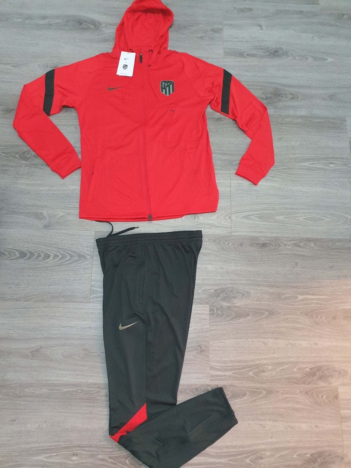 rood groen trainingspak maat S, Nike, Nieuw, Ophalen of Verzenden, Voetbal