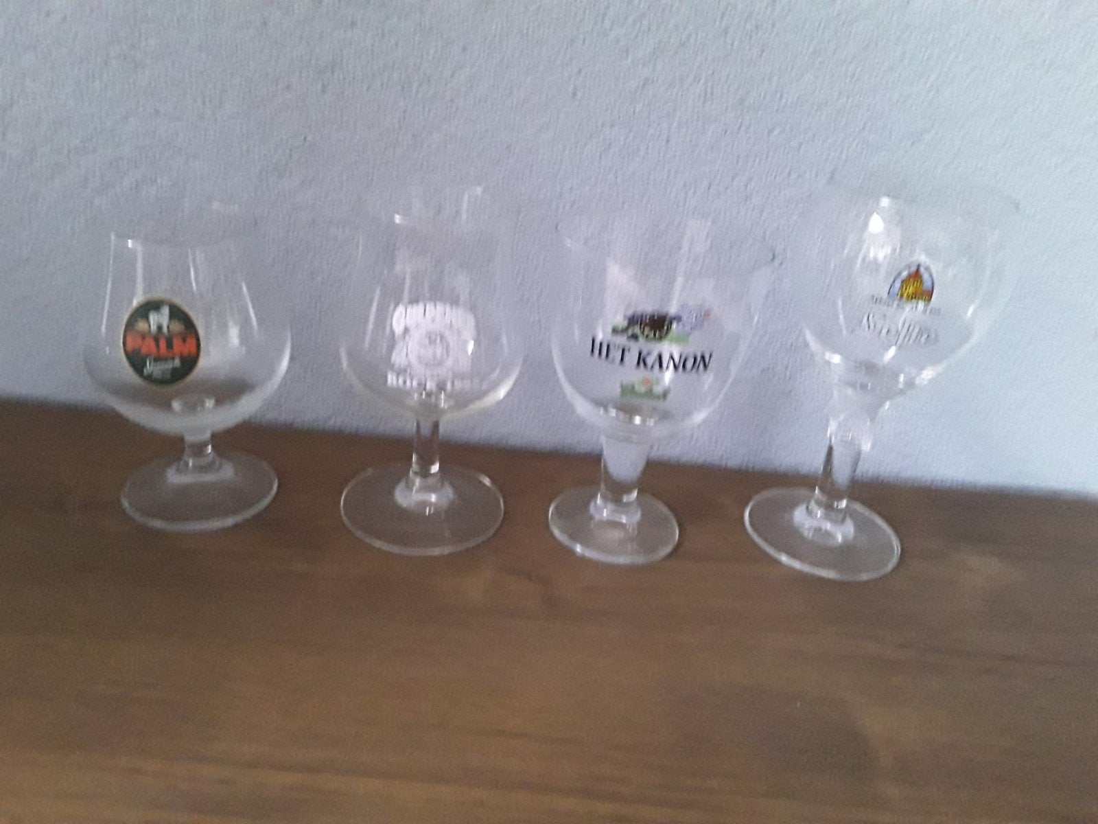 Bierglazen op voet, Verzamelen, Biermerken, Ophalen, Zo goed als nieuw, Glas of Glazen, Overige merken