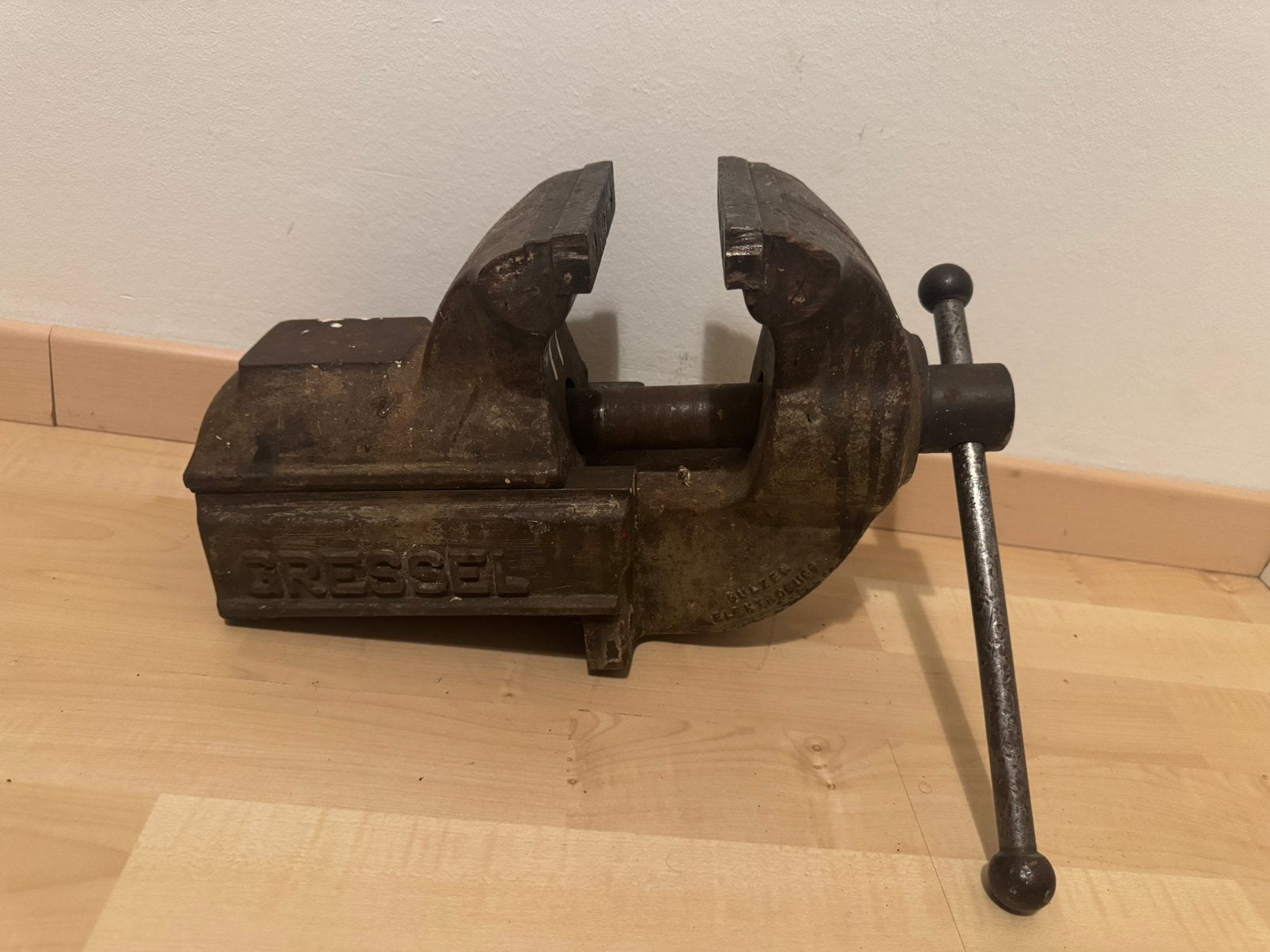 Bankschroef Gressel, Ophalen, Zo goed als nieuw, Bankschroef