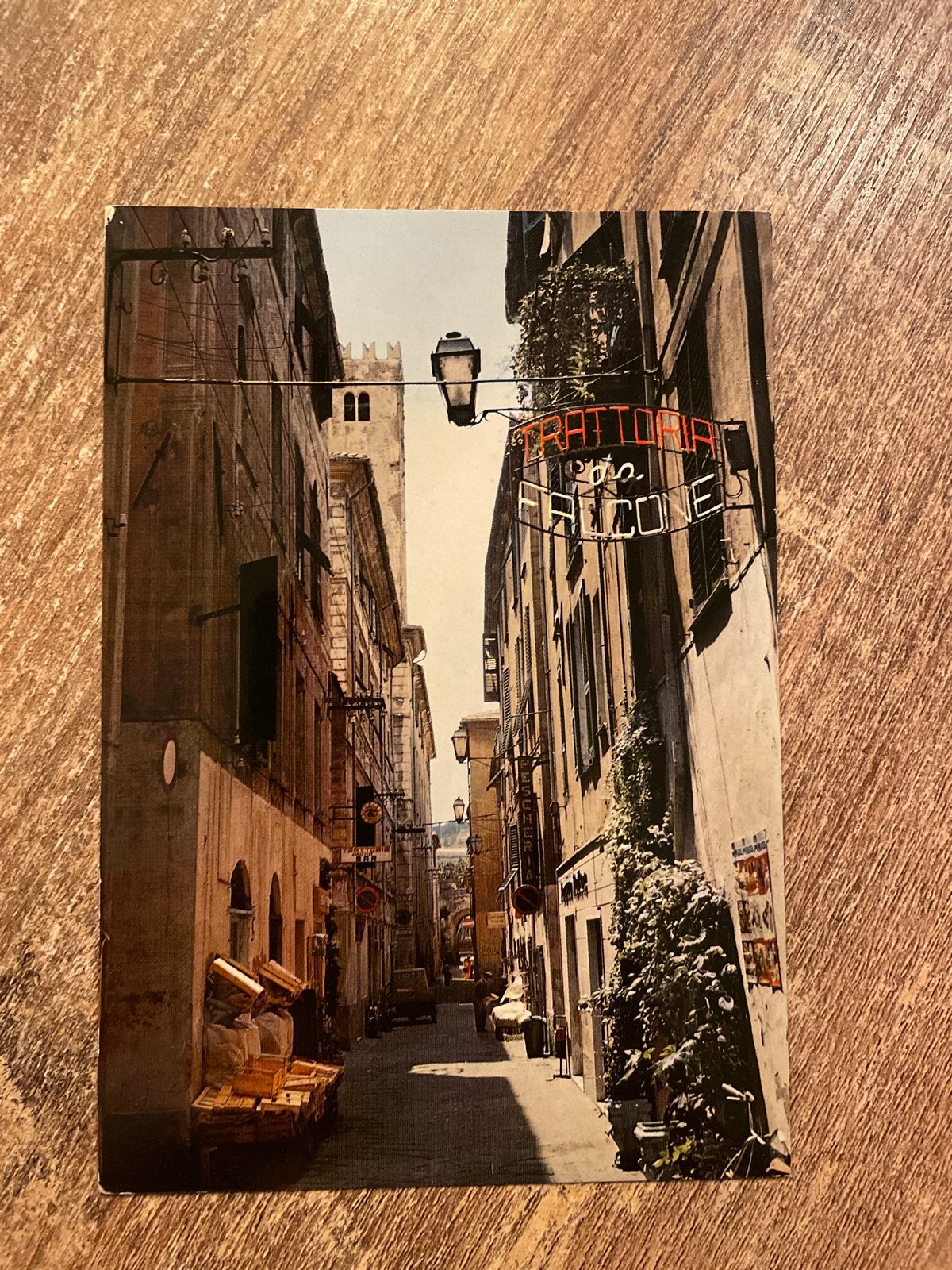 Ansichtkaart Albenga, Italië - Schilderachtige Straat, Verzamelen, Ophalen of Verzenden, 1960 tot 1980, Gelopen, Italië