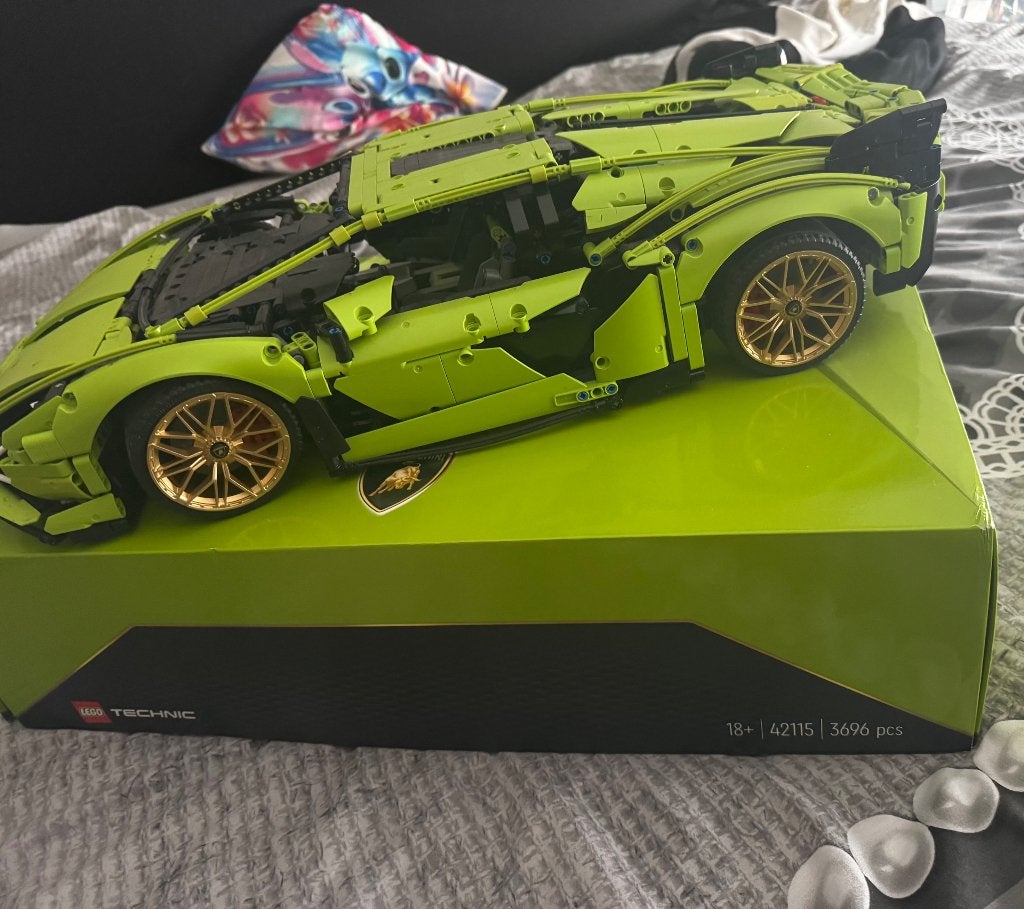 Lamborghini, Ophalen, Zo goed als nieuw, Compleet