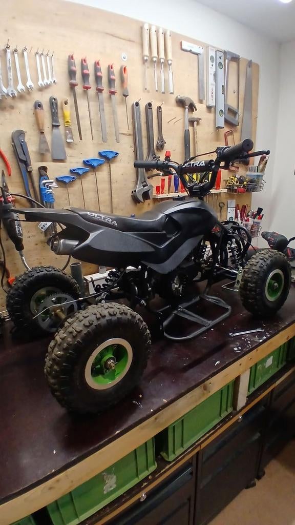 Mini quad 49cc, Fietsen en Brommers, Gebruikt, Overige typen, Schijfrem, 49 cc