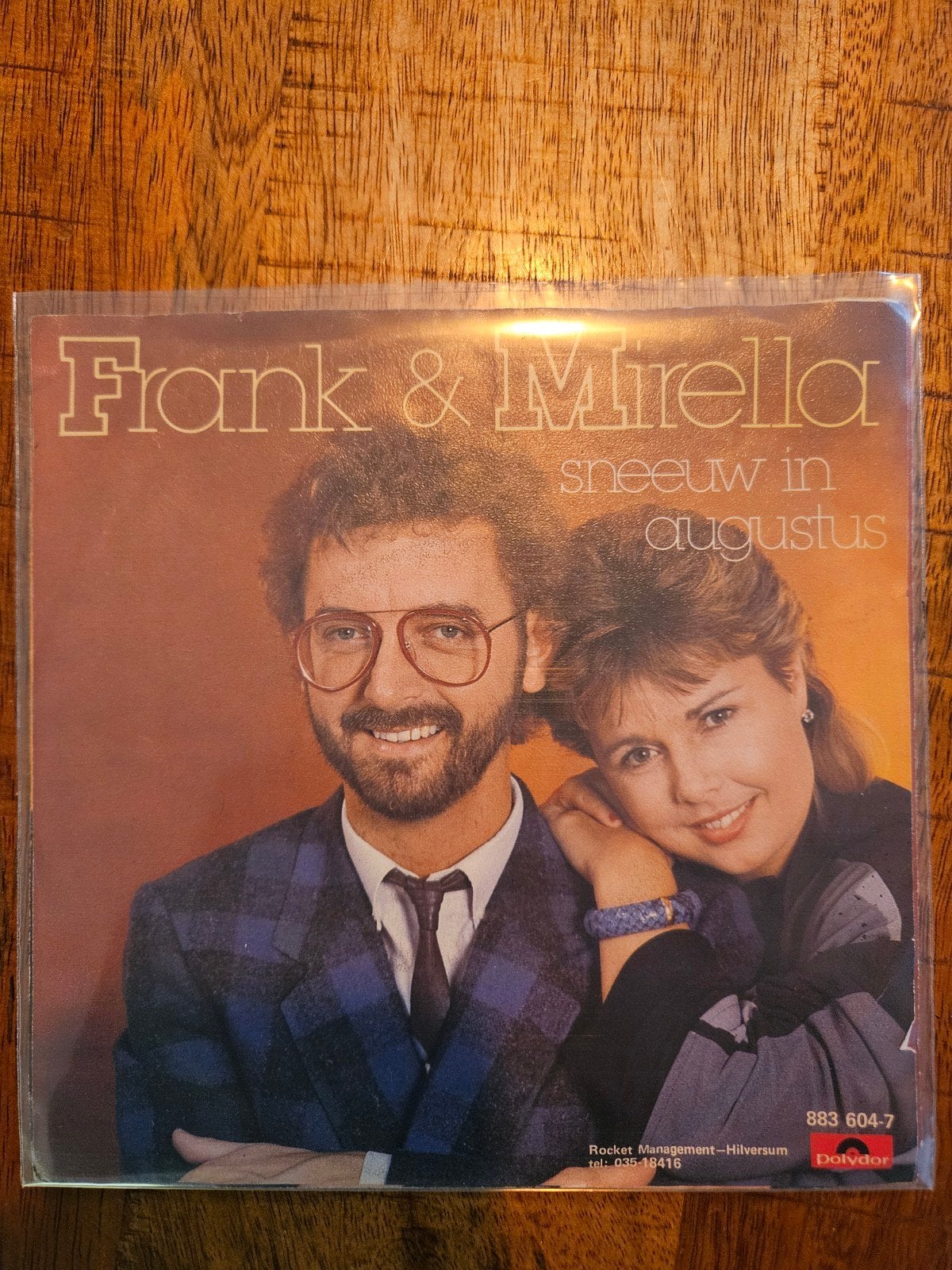 Frank & Mirella - Sneeuw in augustus, Ophalen of Verzenden, Zo goed als nieuw, 7 inch, Levenslied of Smartlap
