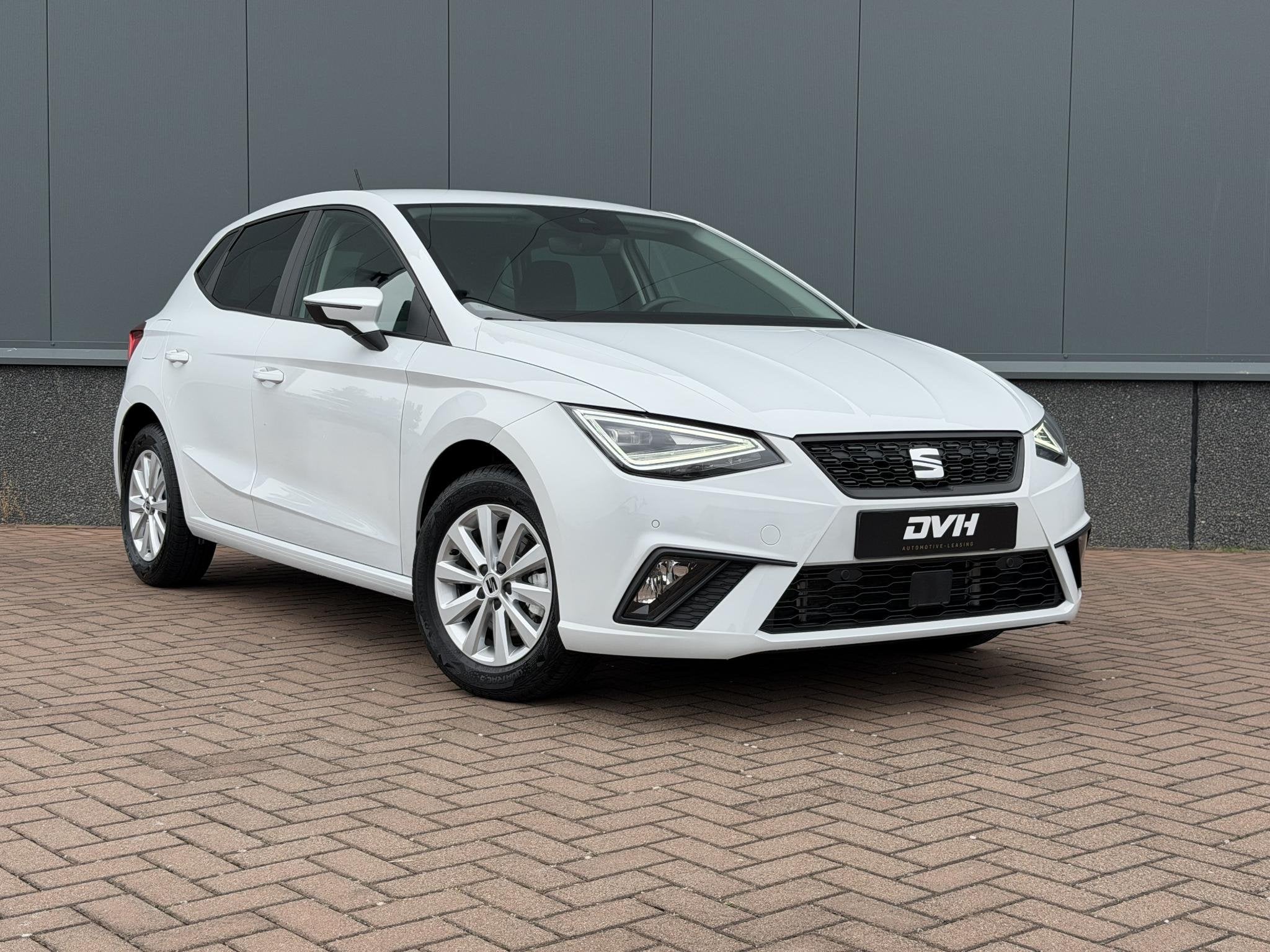SEAT Ibiza 1.0 TSI Style CAMERA | APP CONNECT | STOELVERWARM, Voorwielaandrijving, Stof, Gebruikt, Euro 6
