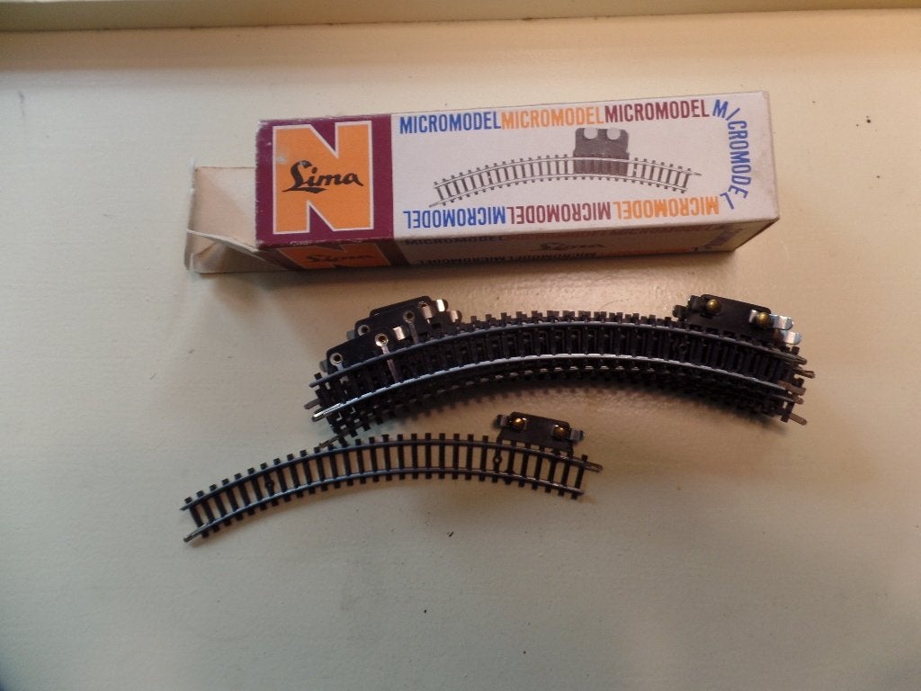 Bochtstuk aansluitrail LIMA 511C, Gelijkstroom, Nieuw, Rails, Ophalen of Verzenden