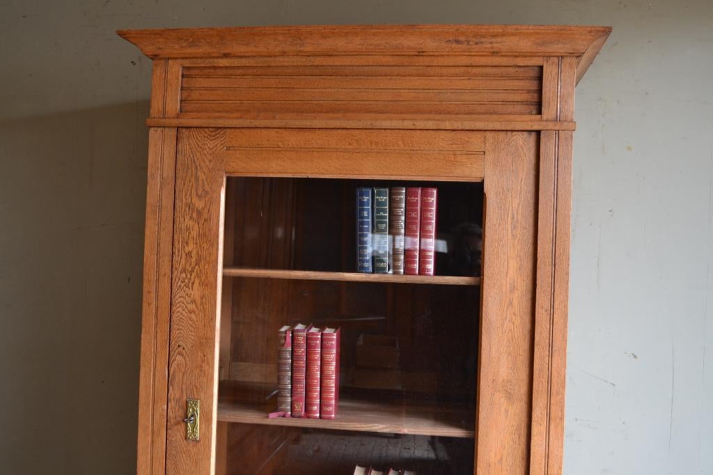 Prachtige antieke eiken houten Art Deco boekenkast, vitrine, Verzenden