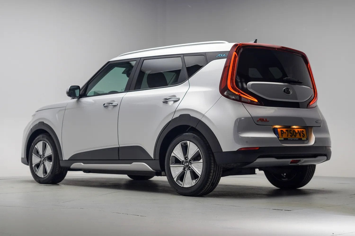 Kia e-Soul ExecutiveLine 64 KWh Aut. {Pano/Apple/Android/Nav, Auto's, Automaat, 0 cilinders, Gebruikt, 1657 kg