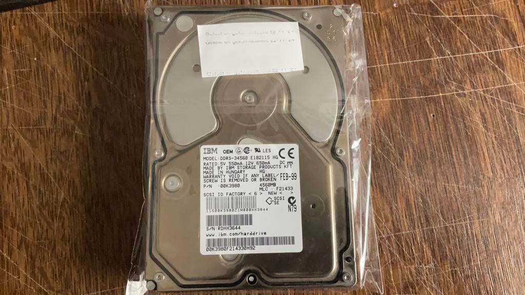 SCSi HD IBM DDRS-34560 4,5GB, Ophalen of Verzenden, Zo goed als nieuw, Desktop