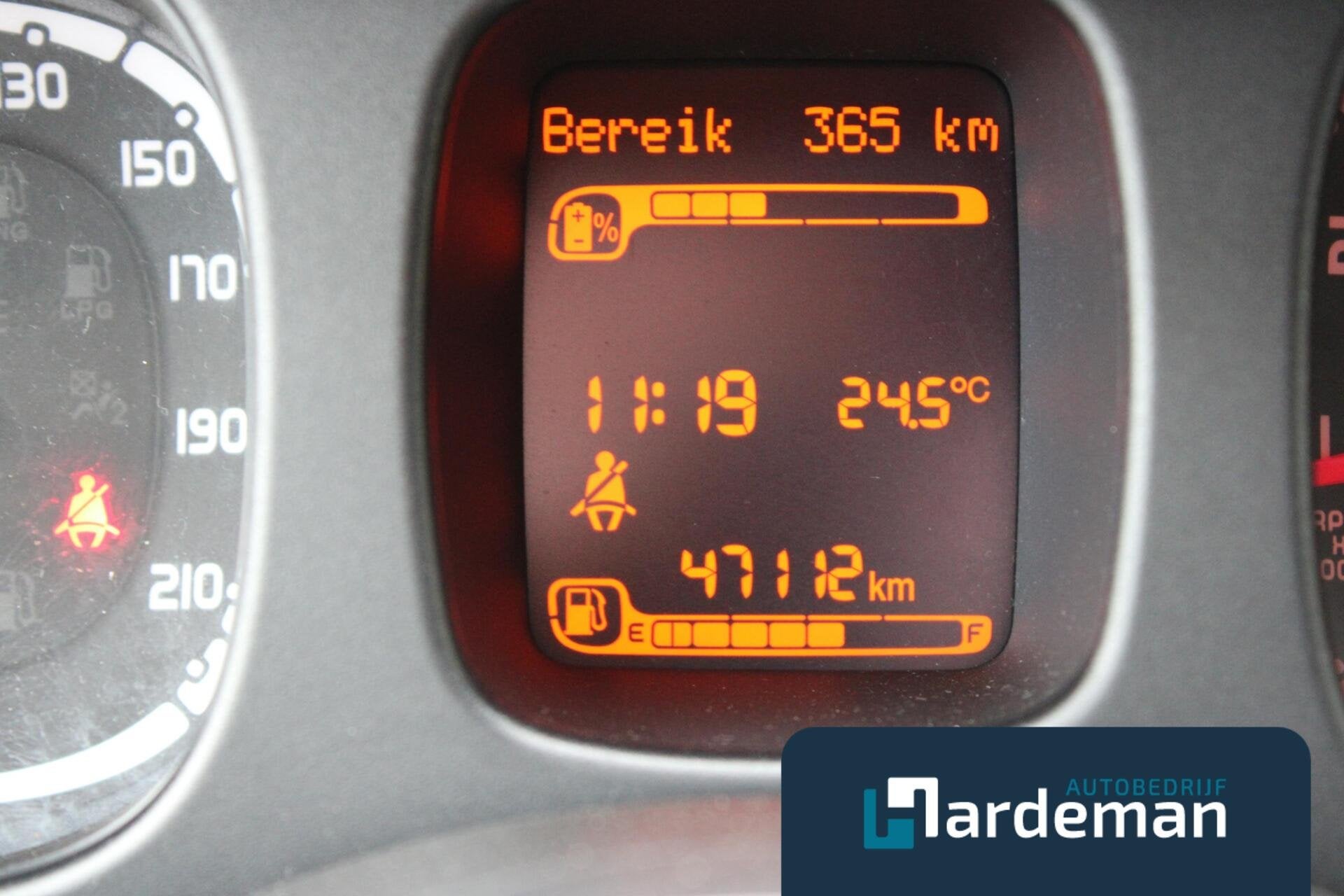 Fiat Panda 1.0 Hybrid Garmin Cross Carplay, Auto's, Fiat, Voorwielaandrijving, Euro 6, Panda, 4 stoelen