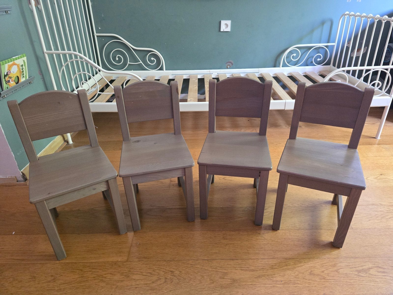 4 IKEA Sundvik kinderstoeltjes, Ophalen, Gebruikt, Stoel(en)