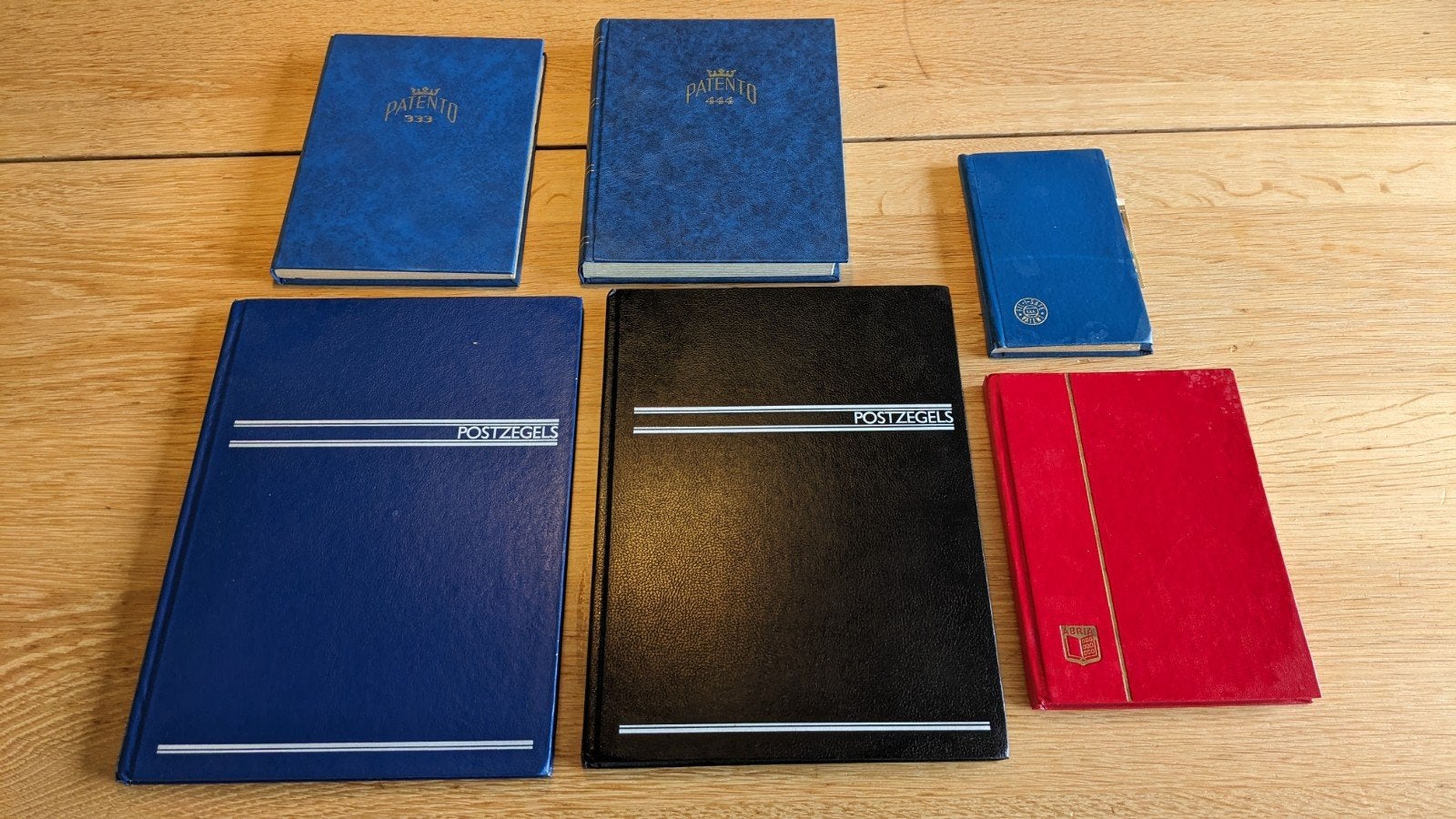 Verzameling postzegels in 6 insteekboeken, Ophalen of Verzenden, Nederland en Buitenland