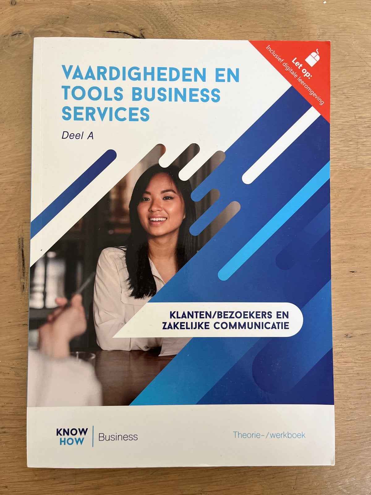 Vaardigheden en Tools Business Services Deel A, Ophalen of Verzenden, Gamma, Zo goed als nieuw, MBO