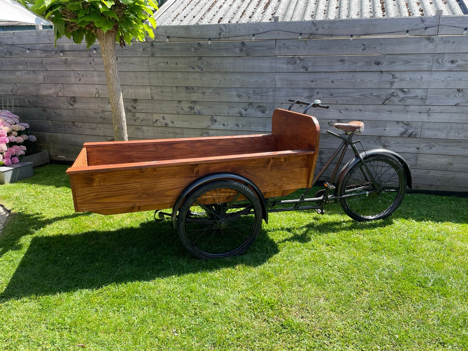 Unieke oude Oldtimer Bakfiets, Fietsen en Brommers, Fietsen | Bakfietsen, Overige merken, Goederen, Trommelrem, Ophalen