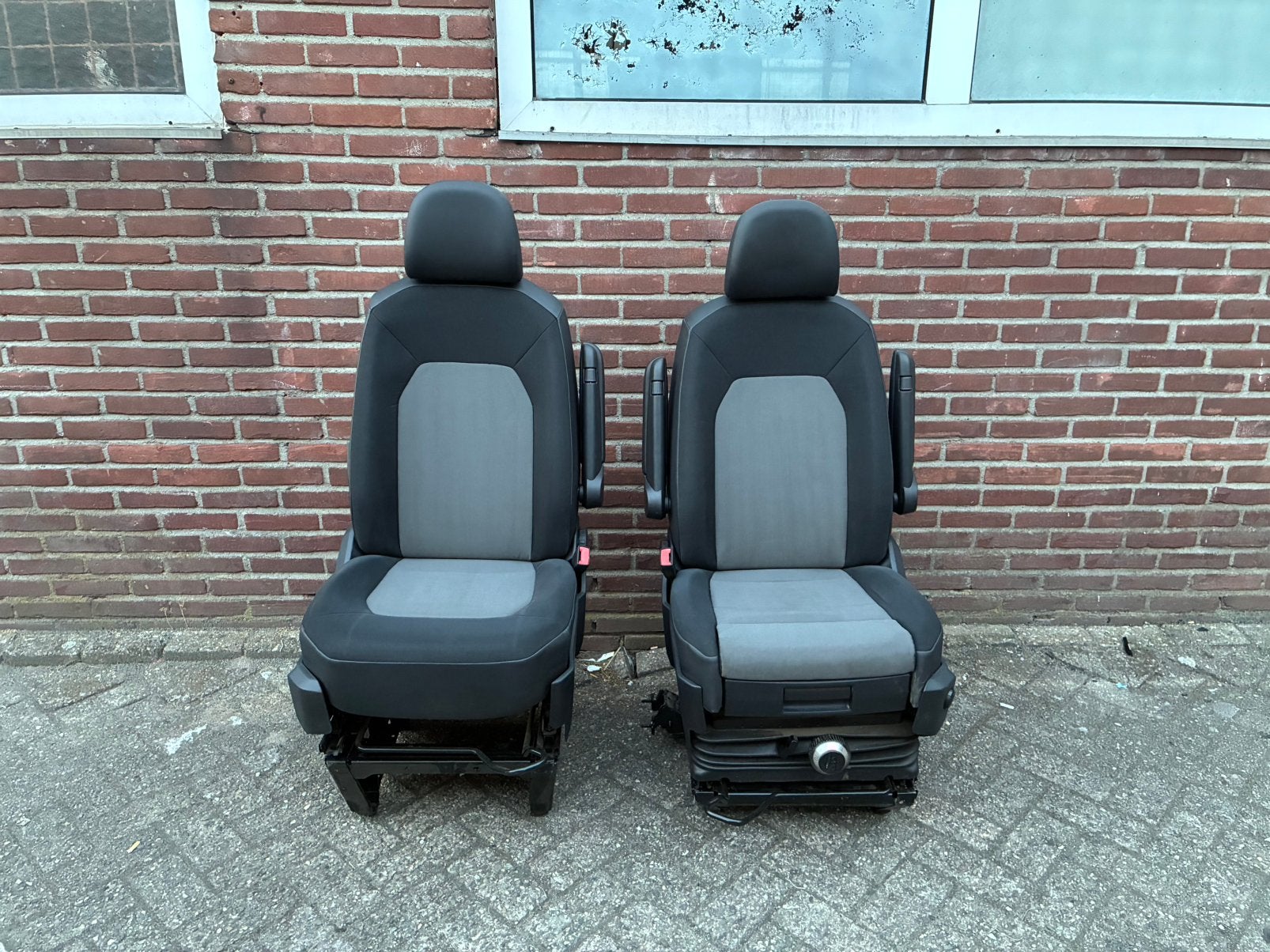 Volkswagen Crafter / MAN TGE comfortstoelen geveerd, Ophalen, Volkswagen