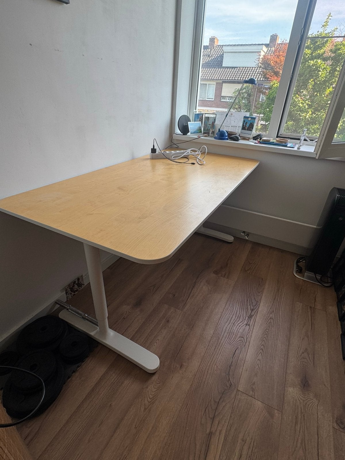 IKEA Bekant bureau 160x80 - Licht eikenblad, wit onderstel, Ophalen, Demontabel, Gebruikt, Spaanplaat of MDF