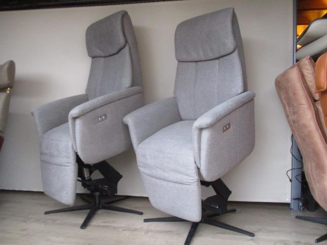 NIEUWSTAAT set Prominent S-100 sta-op relax fauteuil L + XL, Ophalen, 75 tot 100 cm, Zo goed als nieuw, Overige materialen