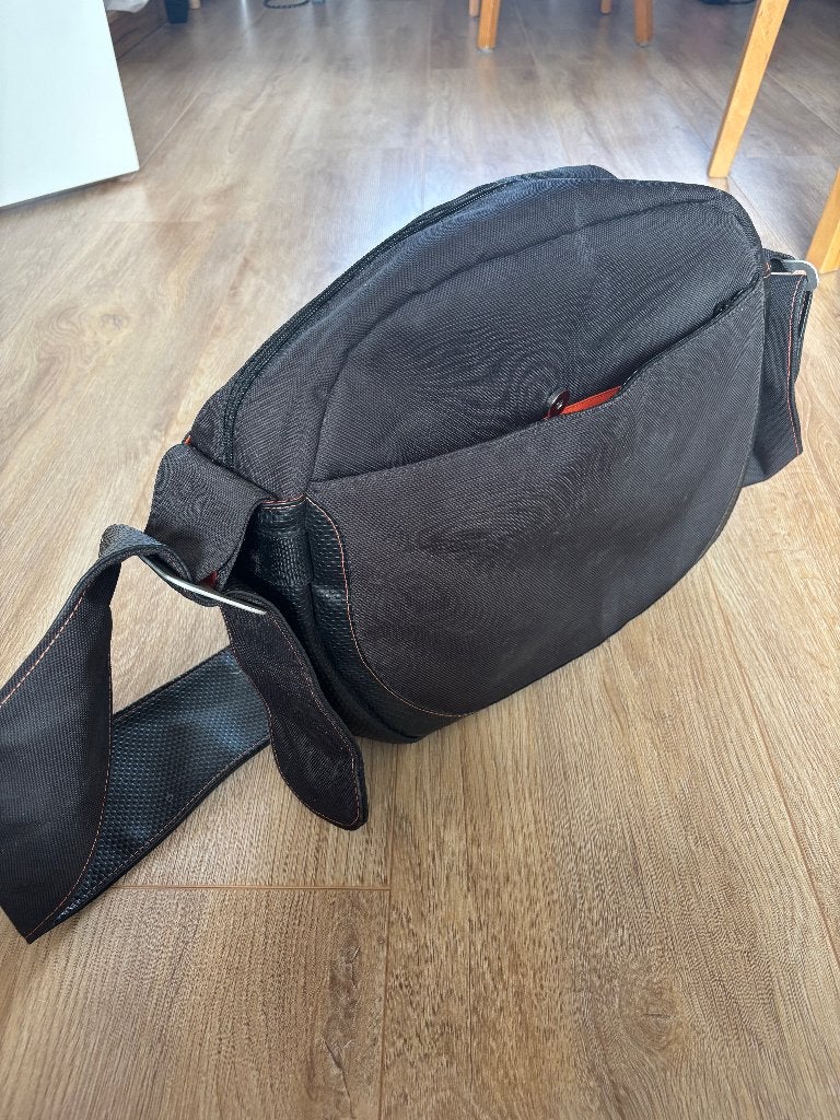 Bugaboo luiertas, Kinderen en Baby's, Luiertassen, Ophalen, Zo goed als nieuw, Schoudertas