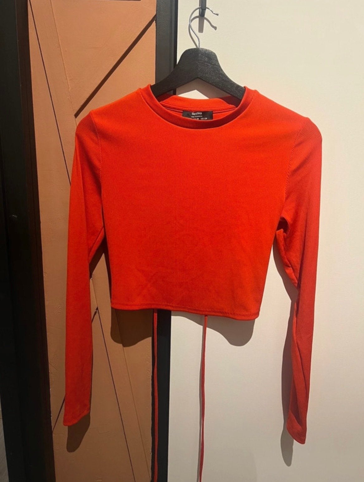 Bershka Cropped Rib Top met Vetersluiting - Oranje, Maat 38/40 (M), Oranje, Ophalen of Verzenden, Zo goed als nieuw