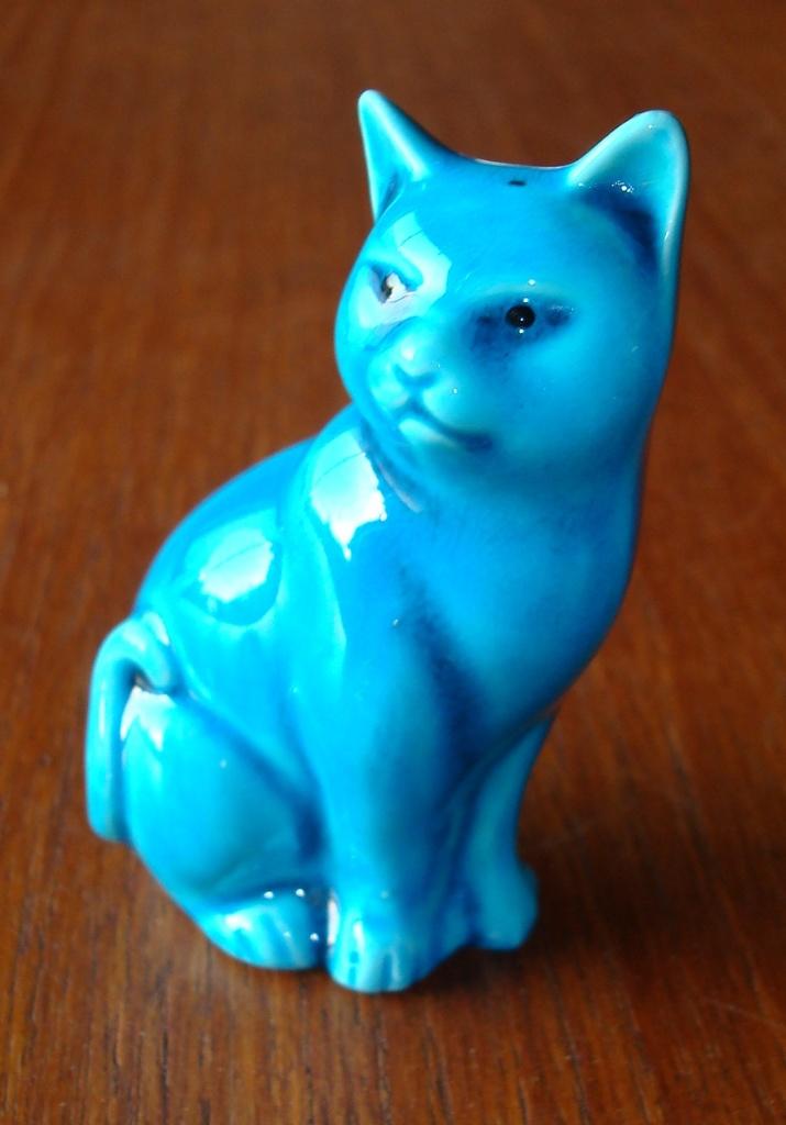 Beeld Porselein Poes Blauw 211, Ophalen of Verzenden, Zo goed als nieuw, Dier