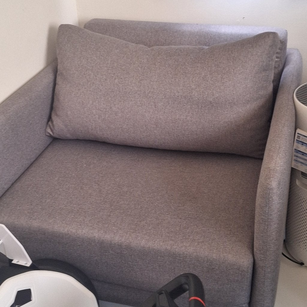 Slaapfauteuil JYSK Lichtgrijs – Zo goed als nieuw!, Ophalen, 75 tot 100 cm, Zo goed als nieuw, 75 tot 100 cm
