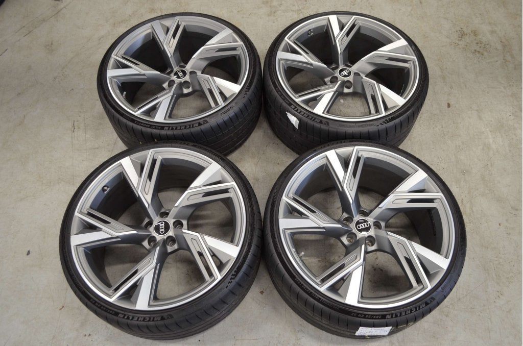 OEM 22" Audi RS6 Velgen + Michelin Pilot Sport 4s  RS6 C7/C8, Niet ingevuld, Gebruikt, 285 mm, Banden en Velgen