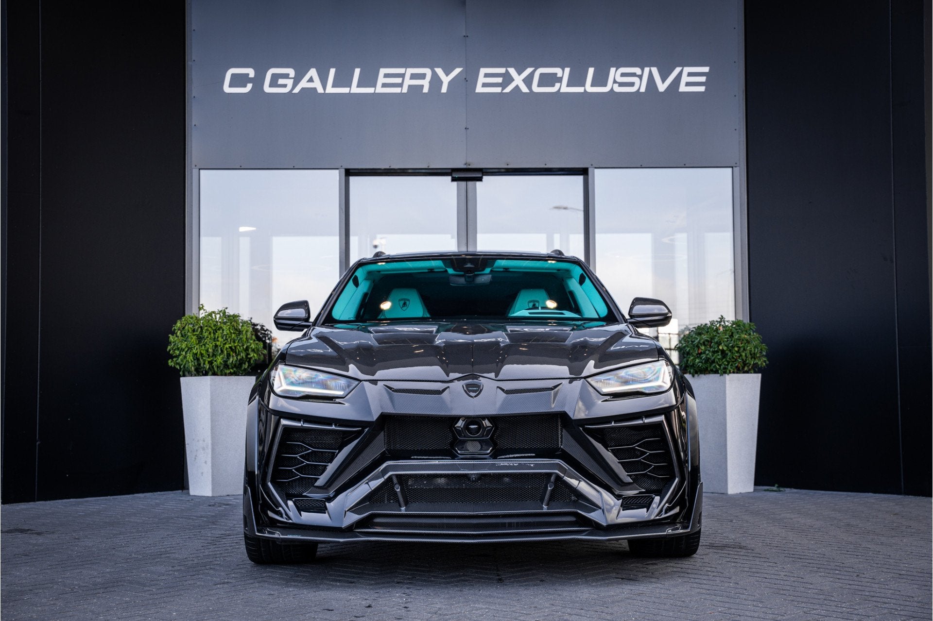 Lamborghini Urus Mansory 4.0 V8 - Panorama | Sterrenhemel |, Auto's, Automaat, Urus, Gebruikt, 8 cilinders