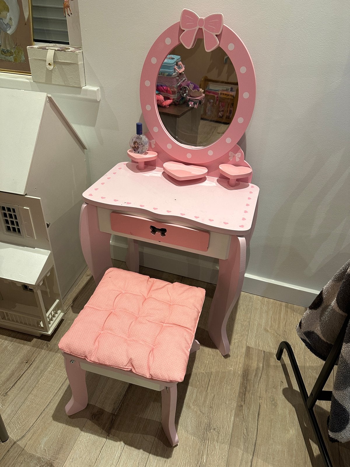 Lupilu make-up tafel met krukje voor meisjes, Kinderen en Baby's, Kinderkamer | Tafels en Stoelen, Gebruikt, Tafel(s) en Stoel(en)