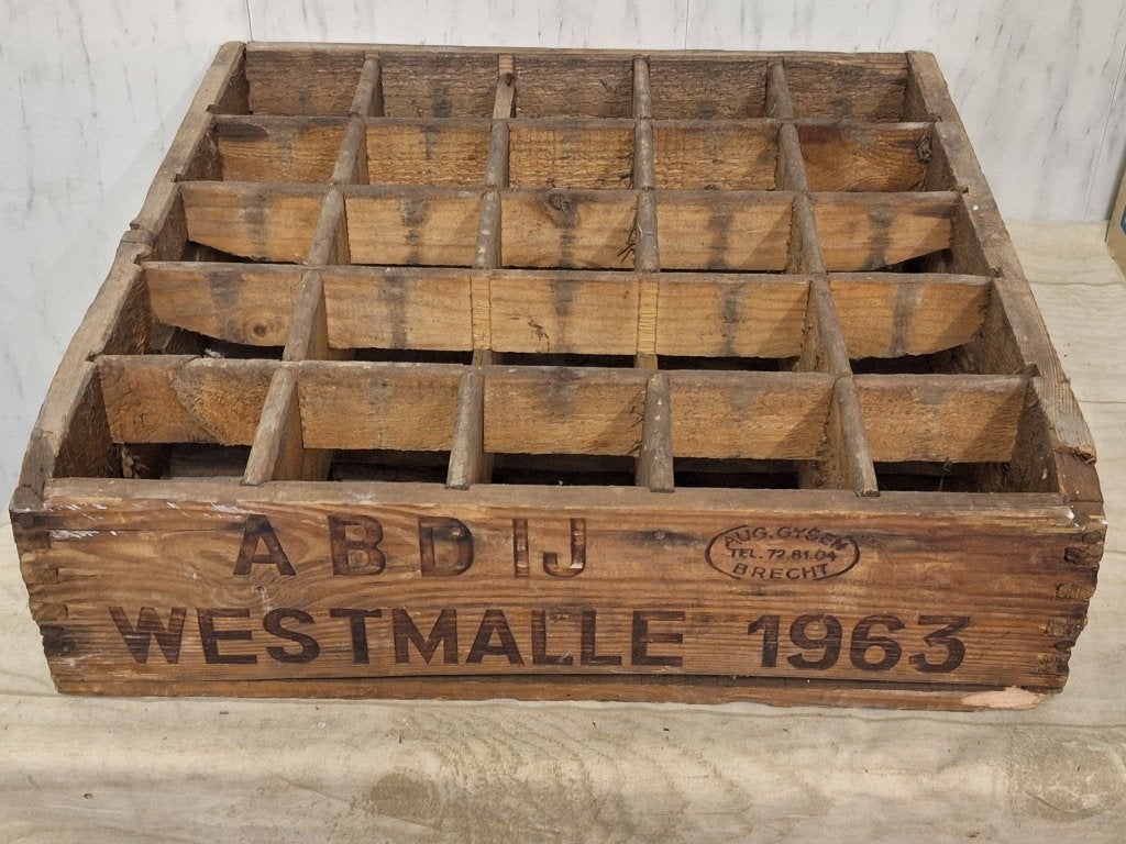oude bierbak Abdij Westmalle, 1963, Verzamelen, Biermerken, Ophalen of Verzenden, Gebruikt, Overige typen, Overige merken