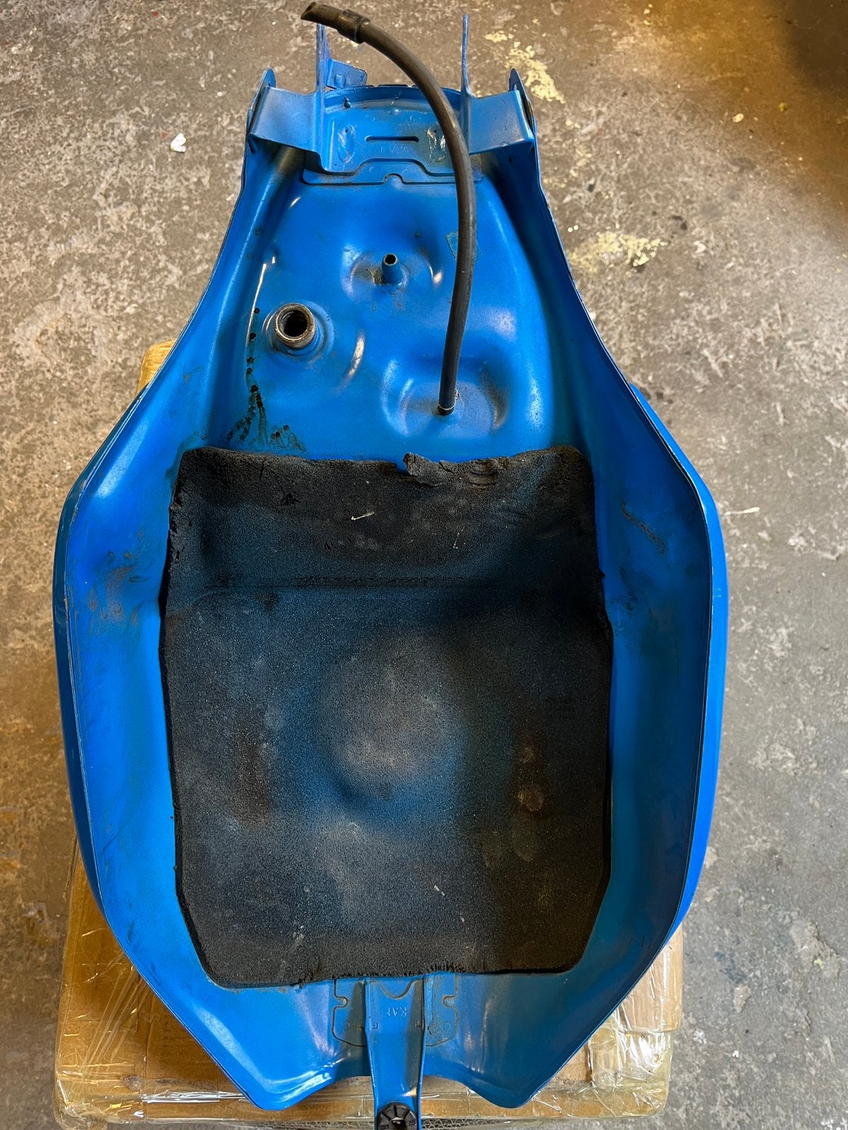 Benzinetank honda CB1, Motoren, Ophalen of Verzenden