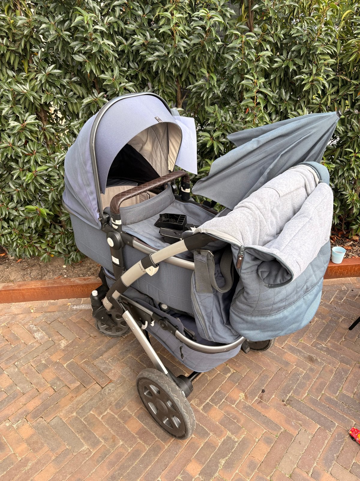 Joolz Geo 2 kinderwagen met accessoires, Zo goed als nieuw, Combiwagen, Met reiswieg, Ophalen
