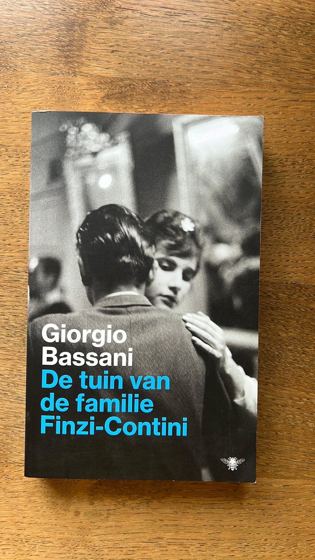 Giorgio Bassani - De tuin van de familie Finzi-Contini, Ophalen of Verzenden, Zo goed als nieuw, Giorgio Bassani