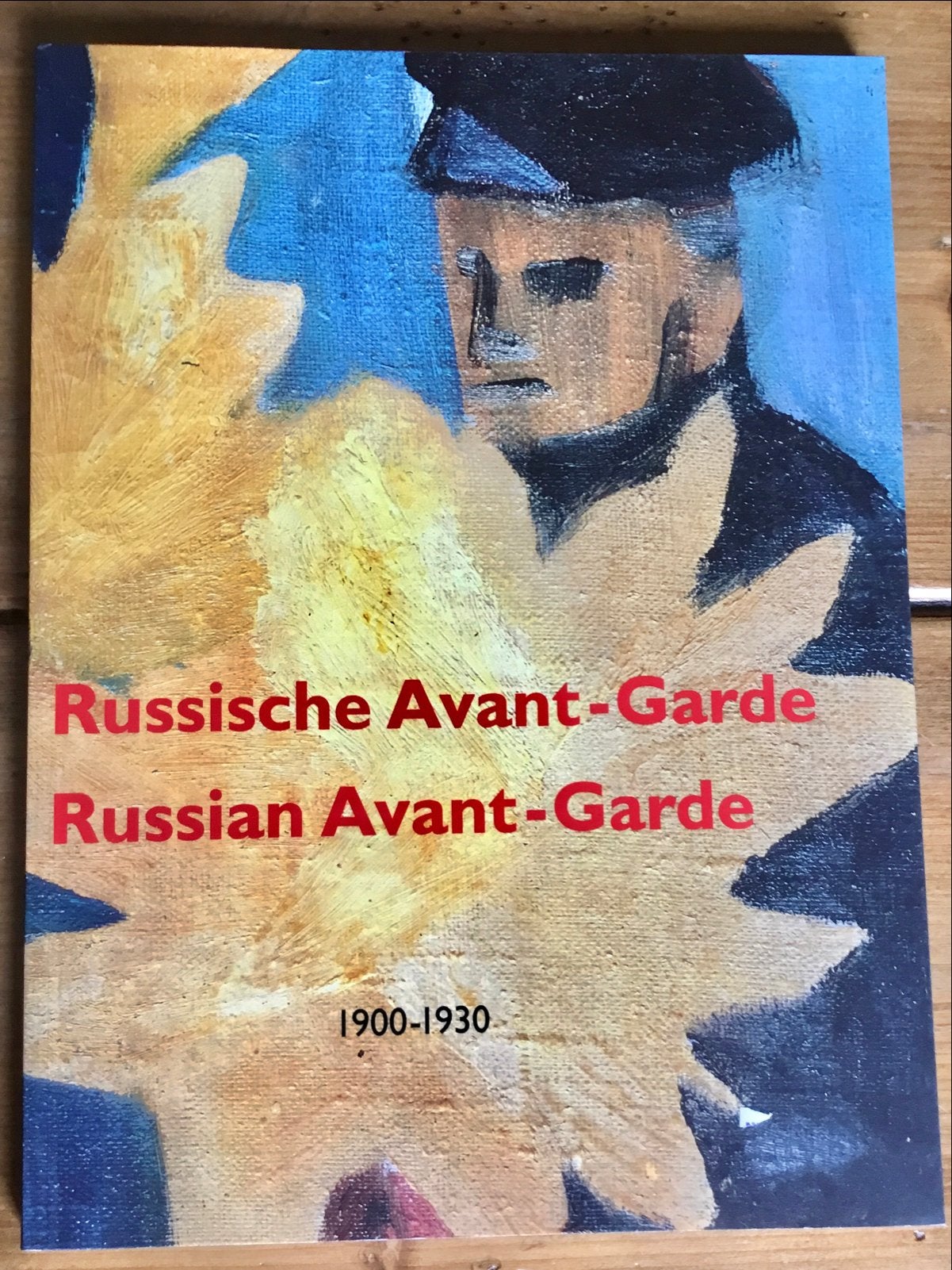 BOEK: RUSSISCHE AVANT-GARDE 1900-1930, Ophalen of Verzenden, Gelezen, Schilder- en Tekenkunst
