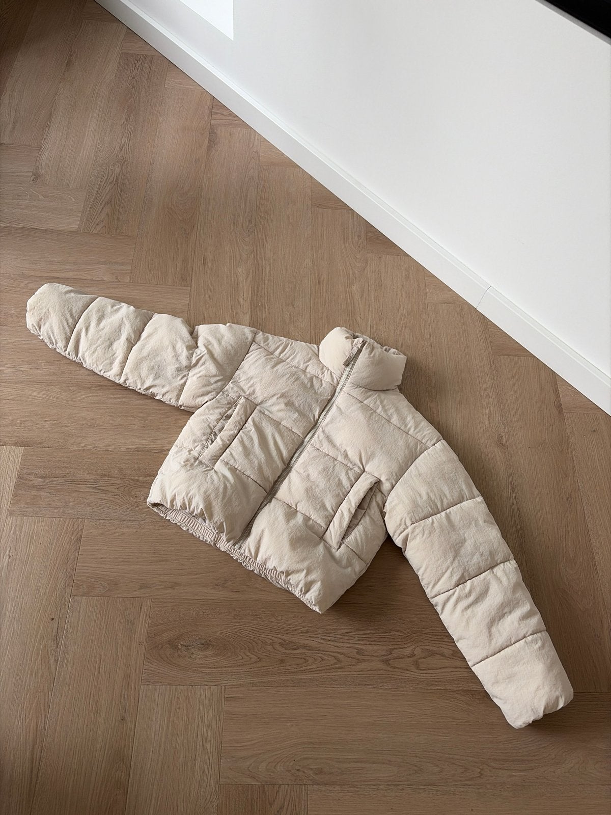H&M Divided Pufferjack - Beige - Maat XS, Ophalen, Zo goed als nieuw, Maat 34 (XS) of kleiner, Beige