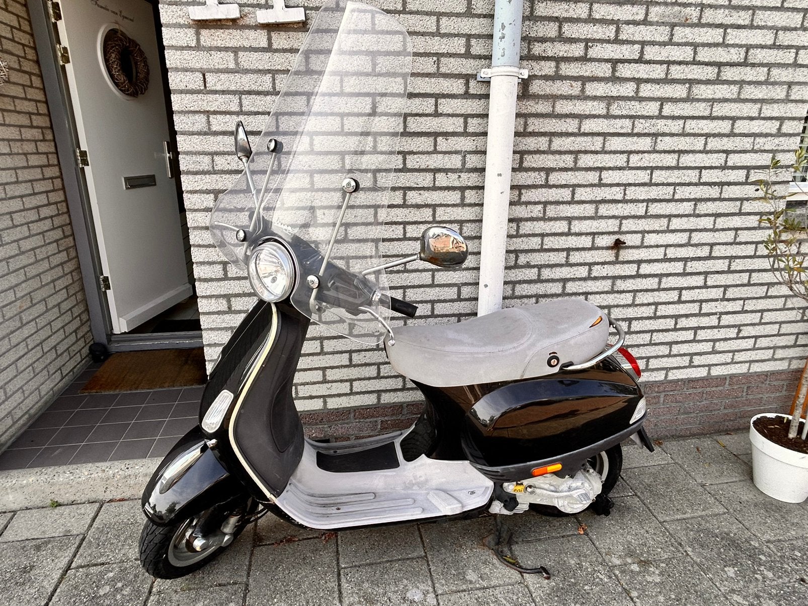 Vespa LX 50 Snor 25km - 2012 - 10.845 km  - F-351-KL, Ophalen, Gebruikt, Benzine, Vespa