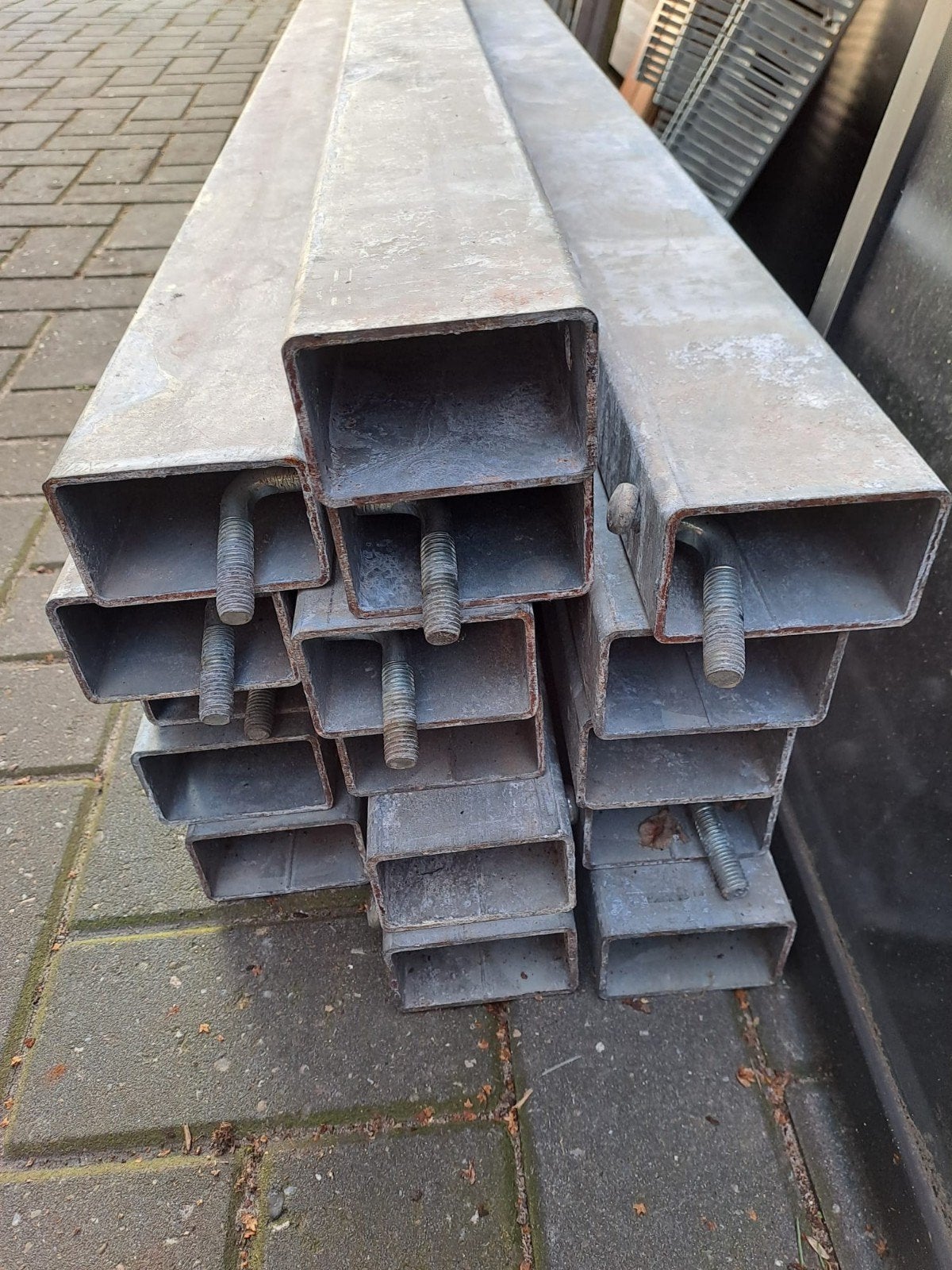 Stalen verzinkte koker profielen, Ophalen