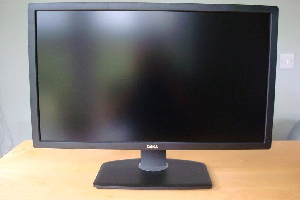 Dell UltraSharp U2713HM 27" Monitor, Computers en Software, Monitoren, Ophalen, IPS, HDMI, Zo goed als nieuw