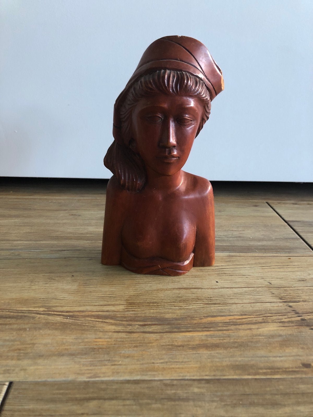 Houten buste van een vrouw, handgesneden, Antiek en Kunst, Minder dan 20 cm, Buste, Ophalen of Verzenden, Handgemaakt