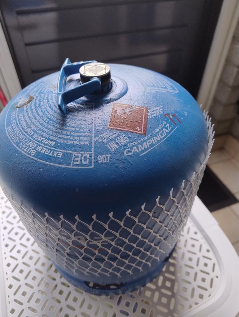 Campingaz 907 gasfles met 1,7 kg gas, Ophalen