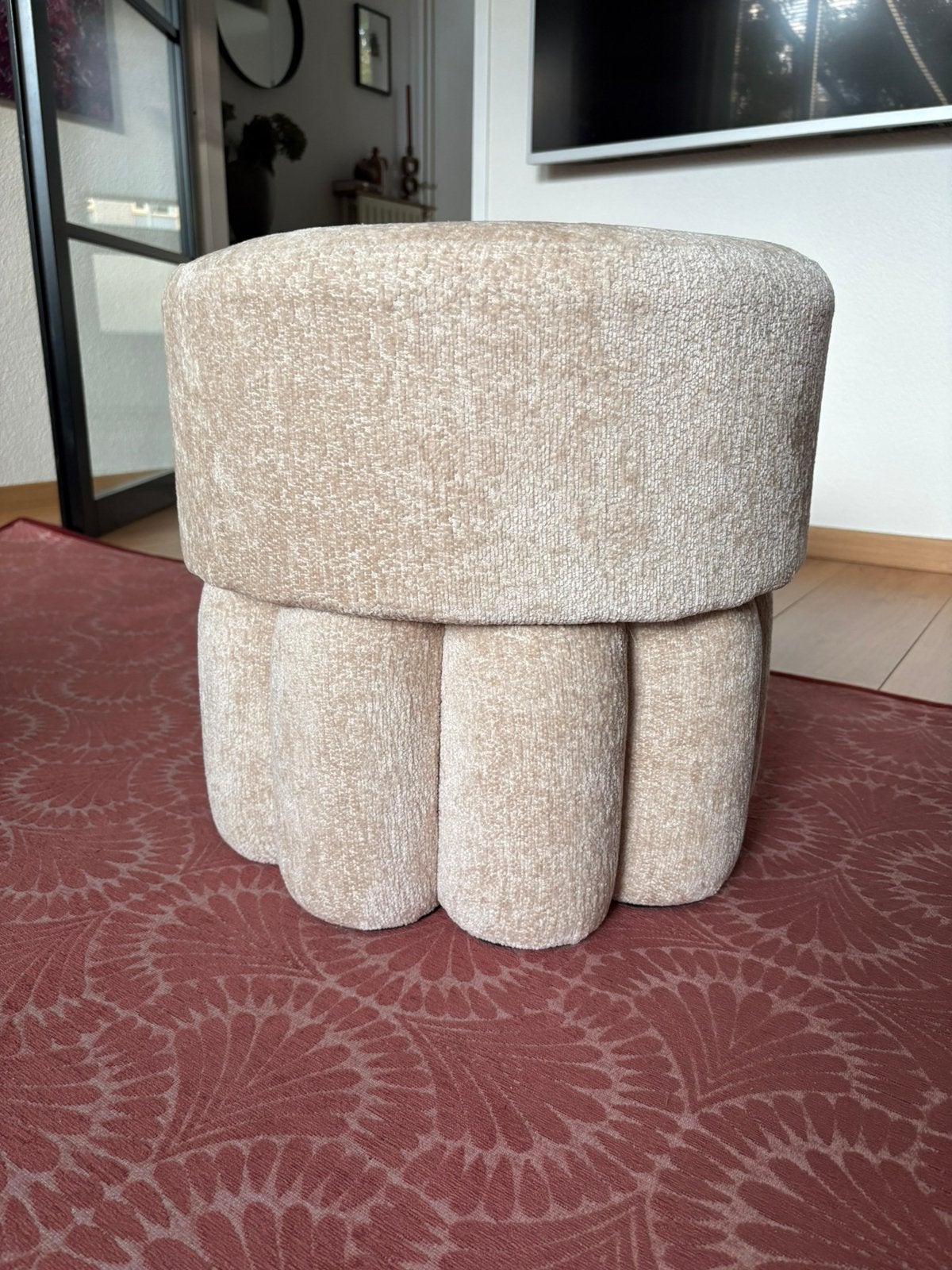 Karwei poef Okki zand, Ophalen, Zo goed als nieuw, Rond, Minder dan 50 cm