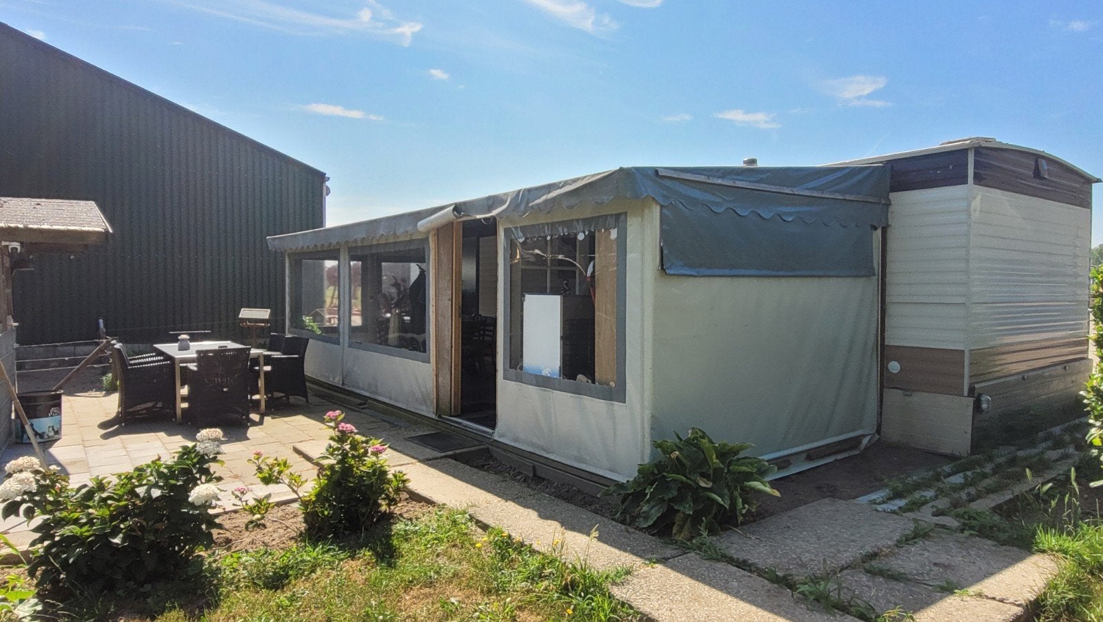 Ruime stacaravan Atlas Chorus 34' met 3 slaapkamers