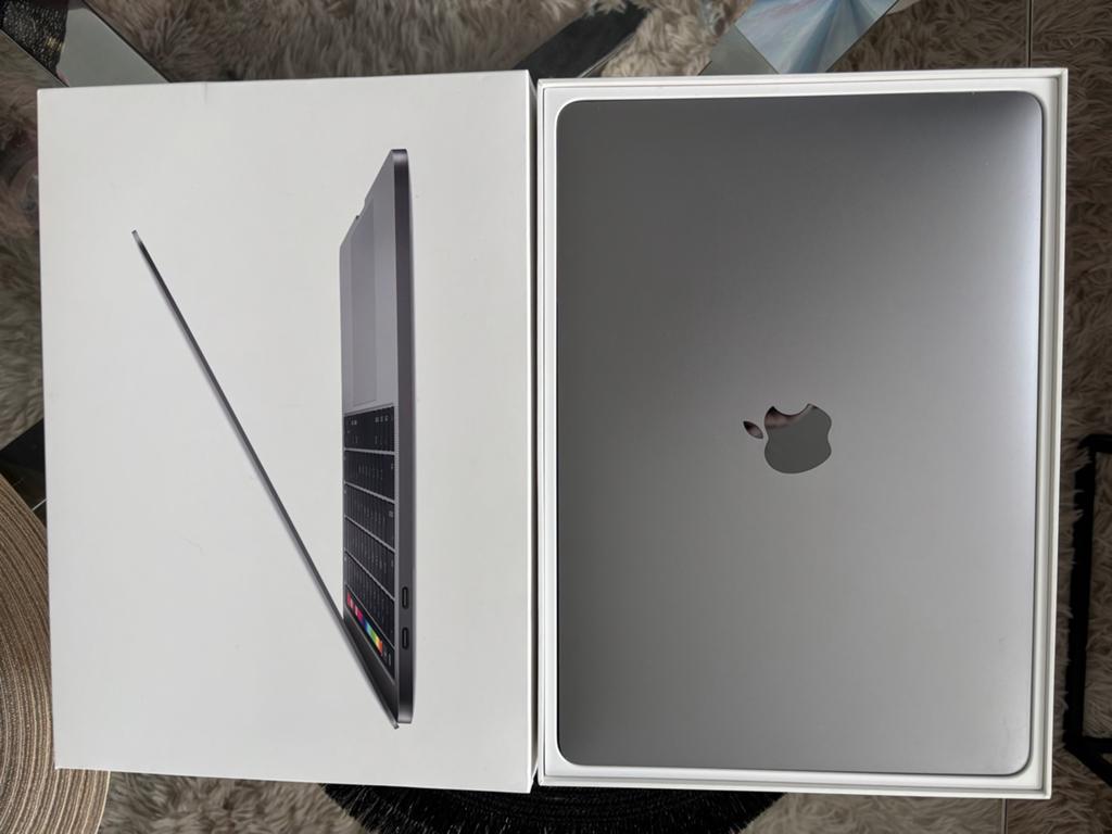 Apple MacBook Pro 13 inch (2019) - in goede staat, MacBook Pro, 256 GB, 2 tot 3 Ghz, Qwerty