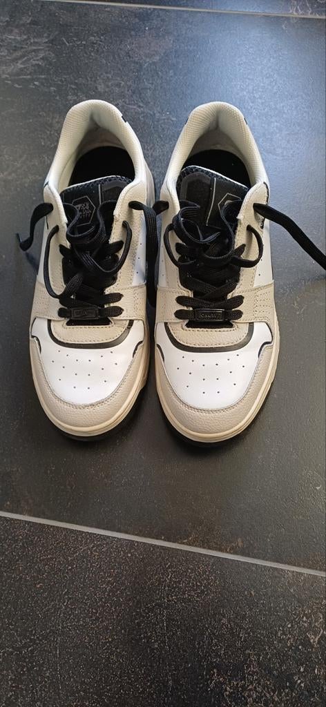 Sneakers, Ophalen of Verzenden, Zo goed als nieuw