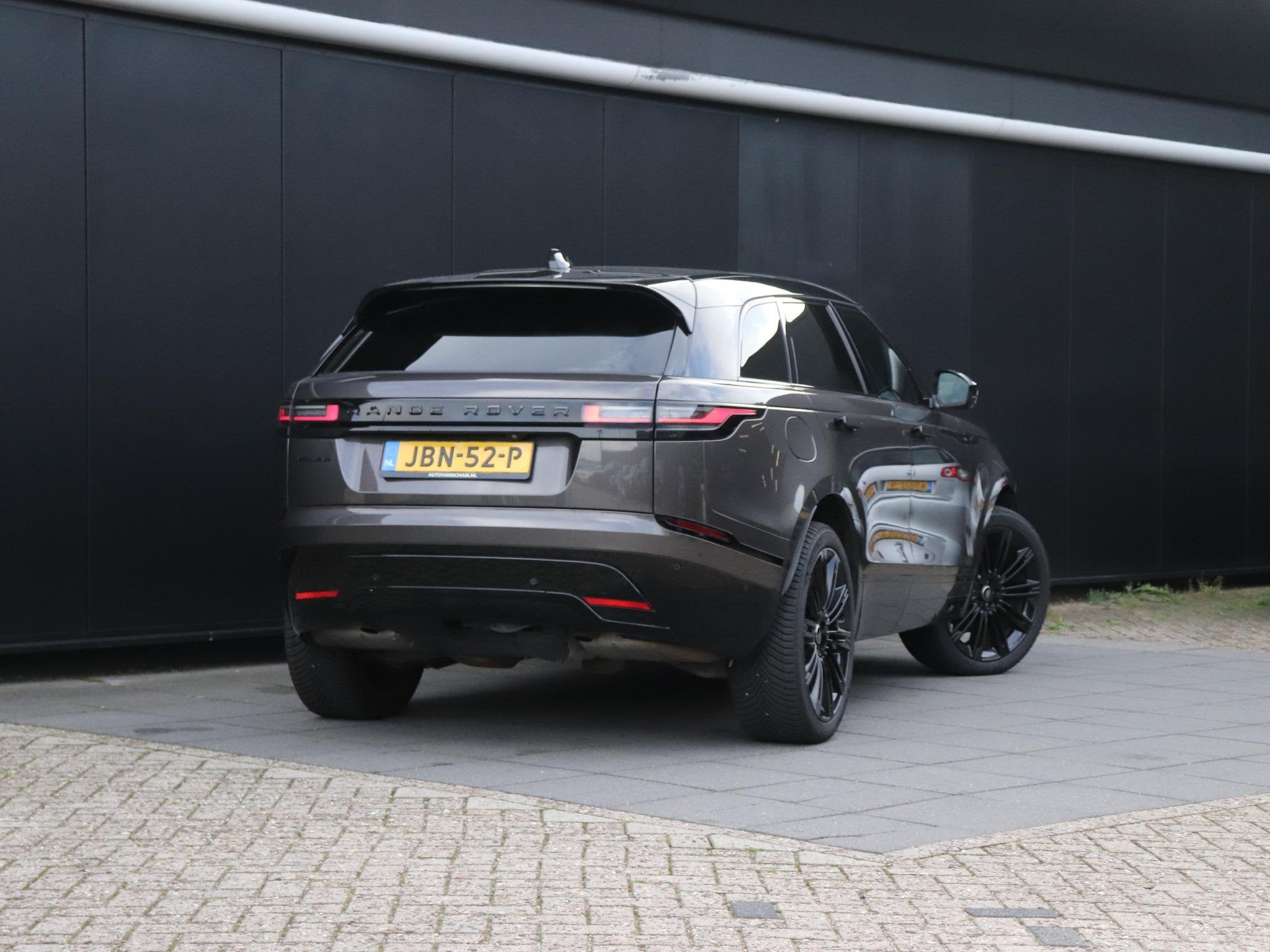 Land Rover Range Rover Velar 2.0 P400e AWD Dynamic HSE PHEV, Dealer onderhouden, Gebruikt, 4 cilinders, 2000 kg