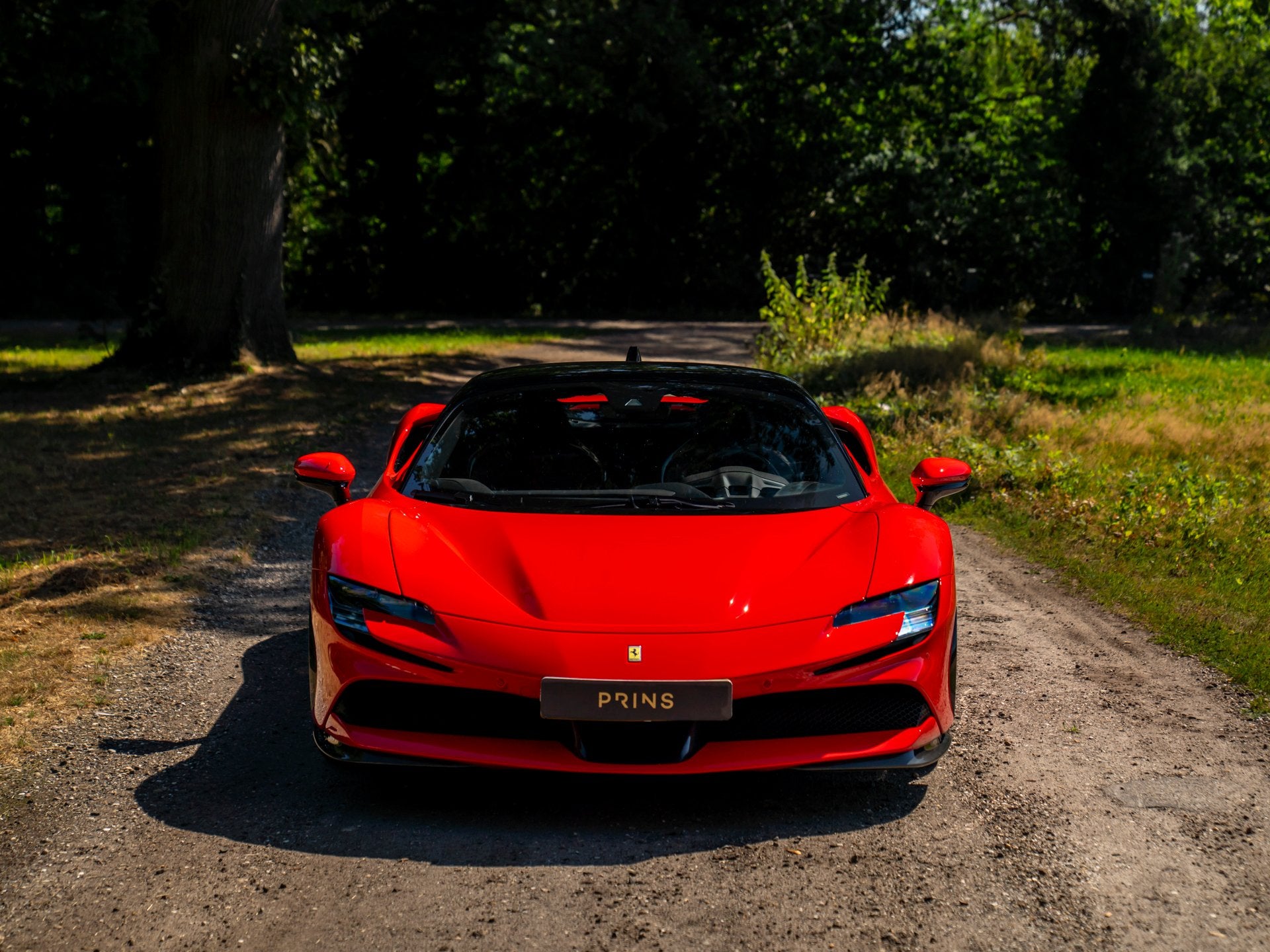 Ferrari SF90 Stradale 4.0 V8 | Warranty 09-2027 | Full carbo, Auto's, Automaat, Dealer onderhouden, Bedrijf, Vierwielaandrijving