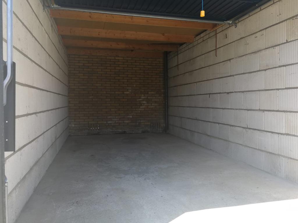 garage box/ opslag ruimte te huur in Bovenkarspel